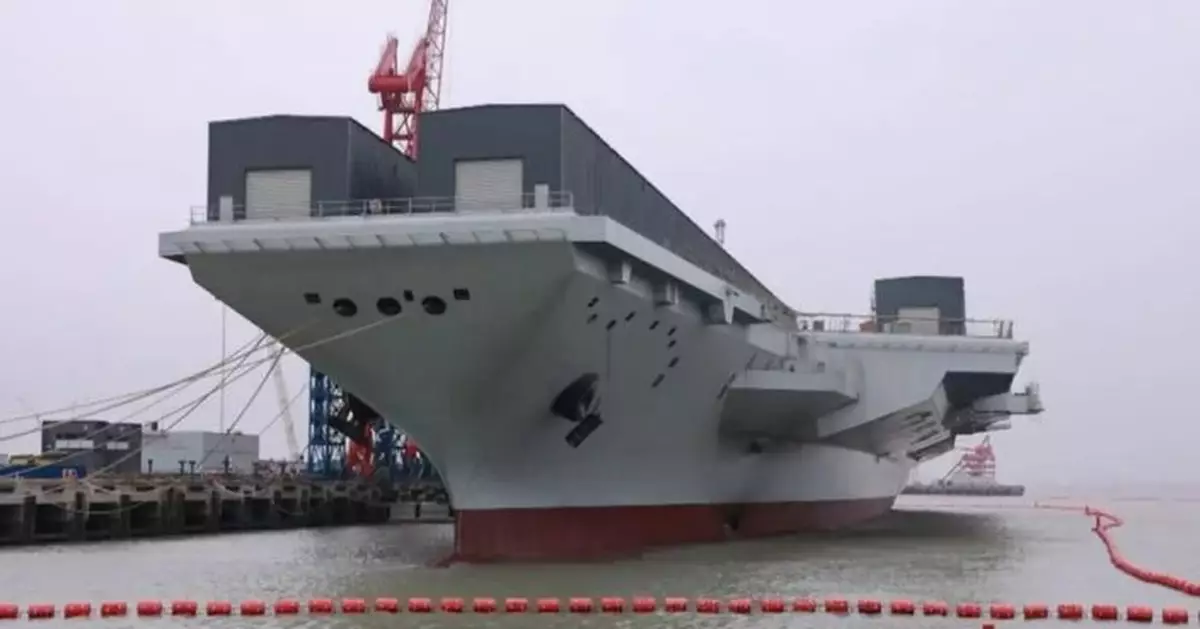 「福建艦」最新畫面曝光 專家解析排煙管「燻黑」原因