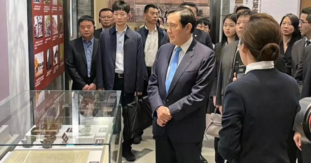 馬英九參觀重慶抗戰遺址博物館 爆陳納德秘聞：將軍曾經愛慕蔣夫人