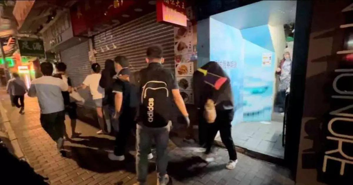 警港島反黑搗香港仔「百家樂」賭檔 拘12男女