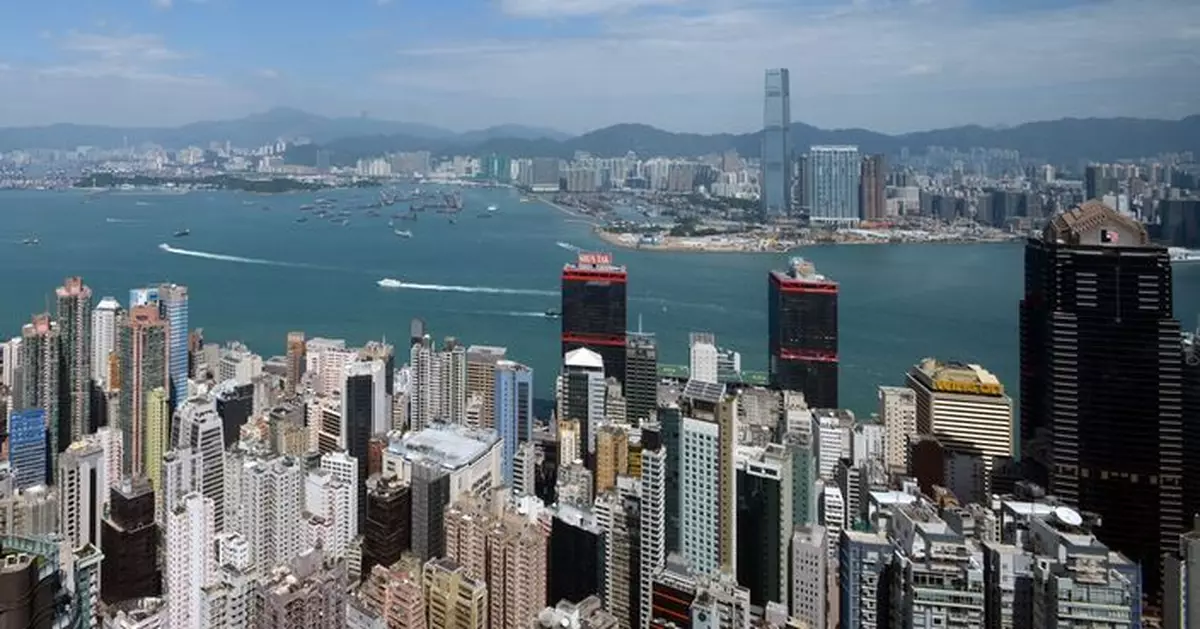 滙豐渣打據報聯手說好香港故事 邀基金下周赴港星 數十間已應邀