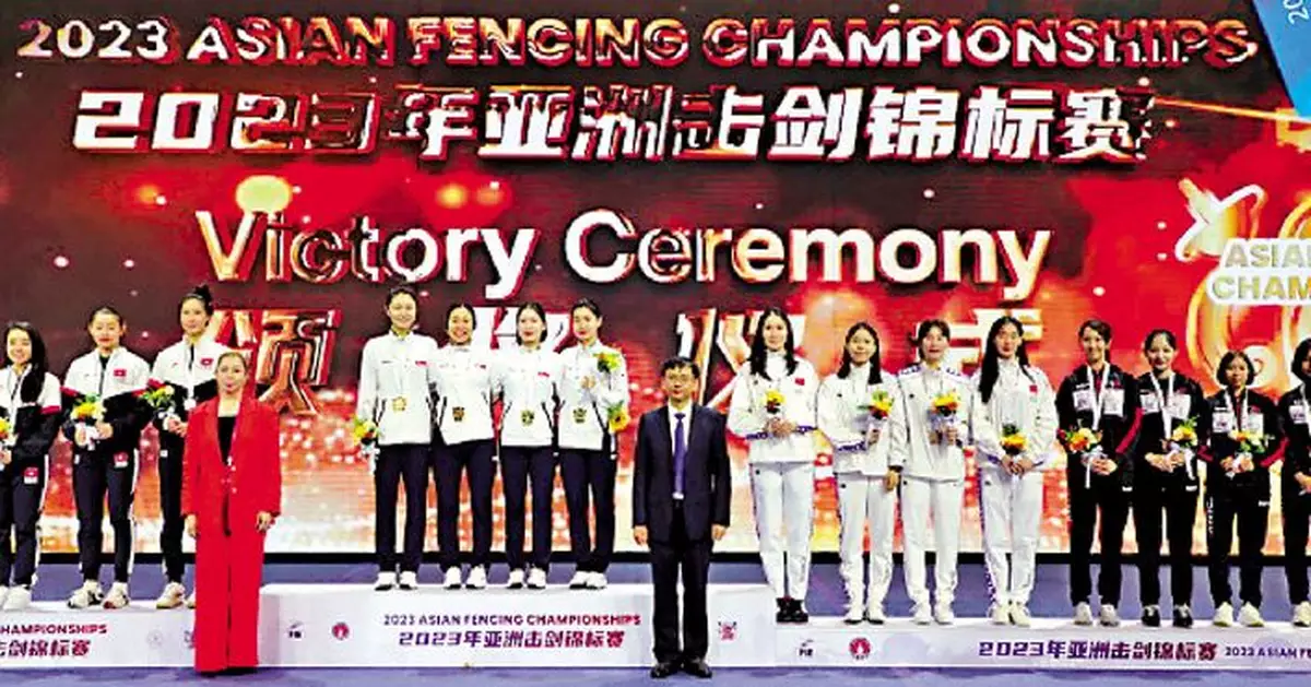 香港女子重劍代表隊於2023亞洲劍擊錦標賽再次摘得亞軍