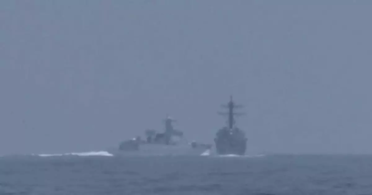 解放軍驅逐艦台海加速攔截美艦  雙方距離最近不足140米
