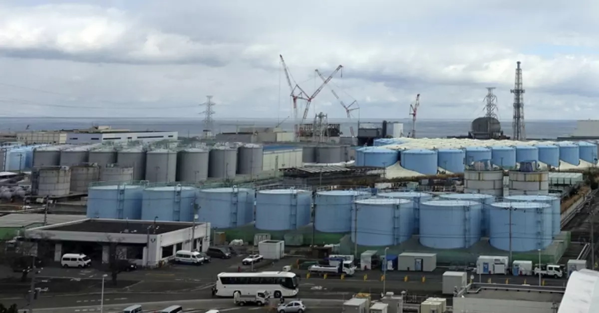 福島核電站港灣有海魚放射物質超標　東電設護網防游出
