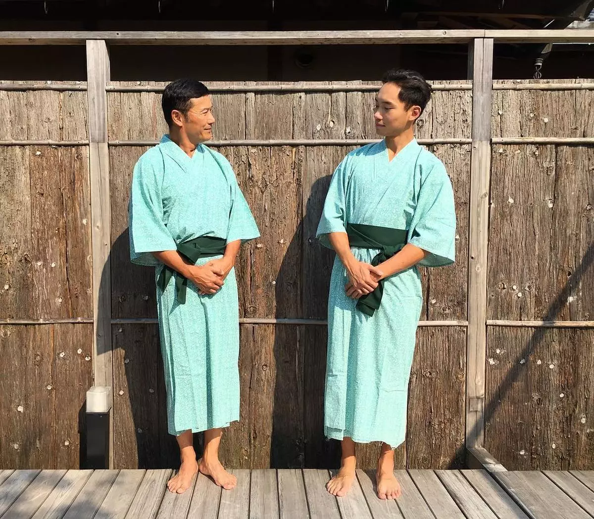 兩父子一樣就大。