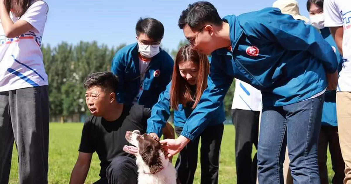 保安局青年團陝京行到尾聲 赴北京公安局警犬基地「親親人類好拍檔」