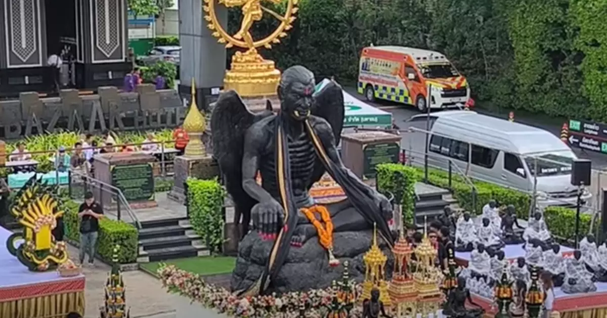 泰國神秘黑雕像造型嚇人惹議 信徒擬獻祭動物