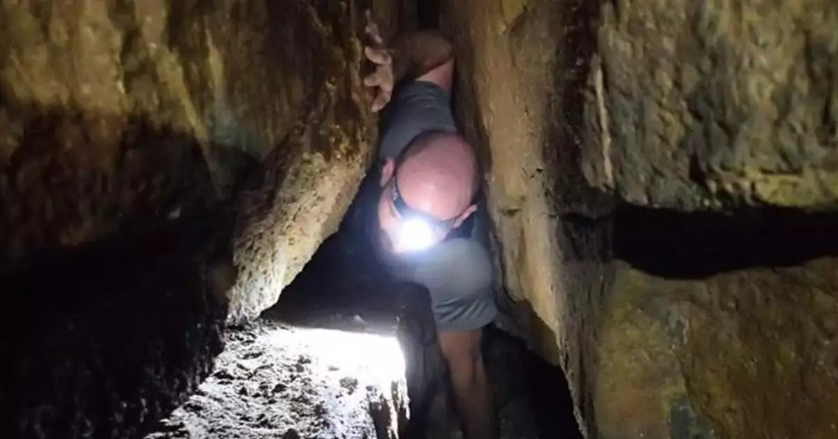美國洞穴探險家被困土耳其千米山洞逾十日 多國近200人團隊救援成功