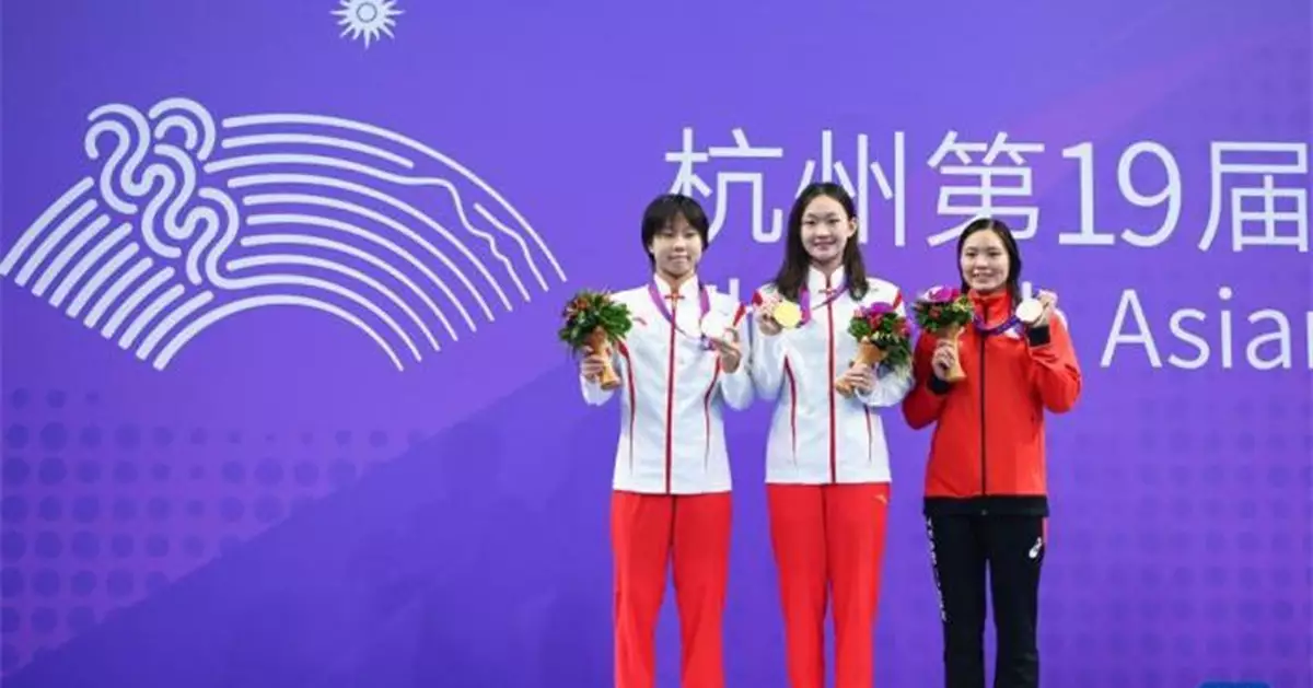 亞運會 |  游泳女子1500米自由泳決賽  國家隊包辦金銀牌