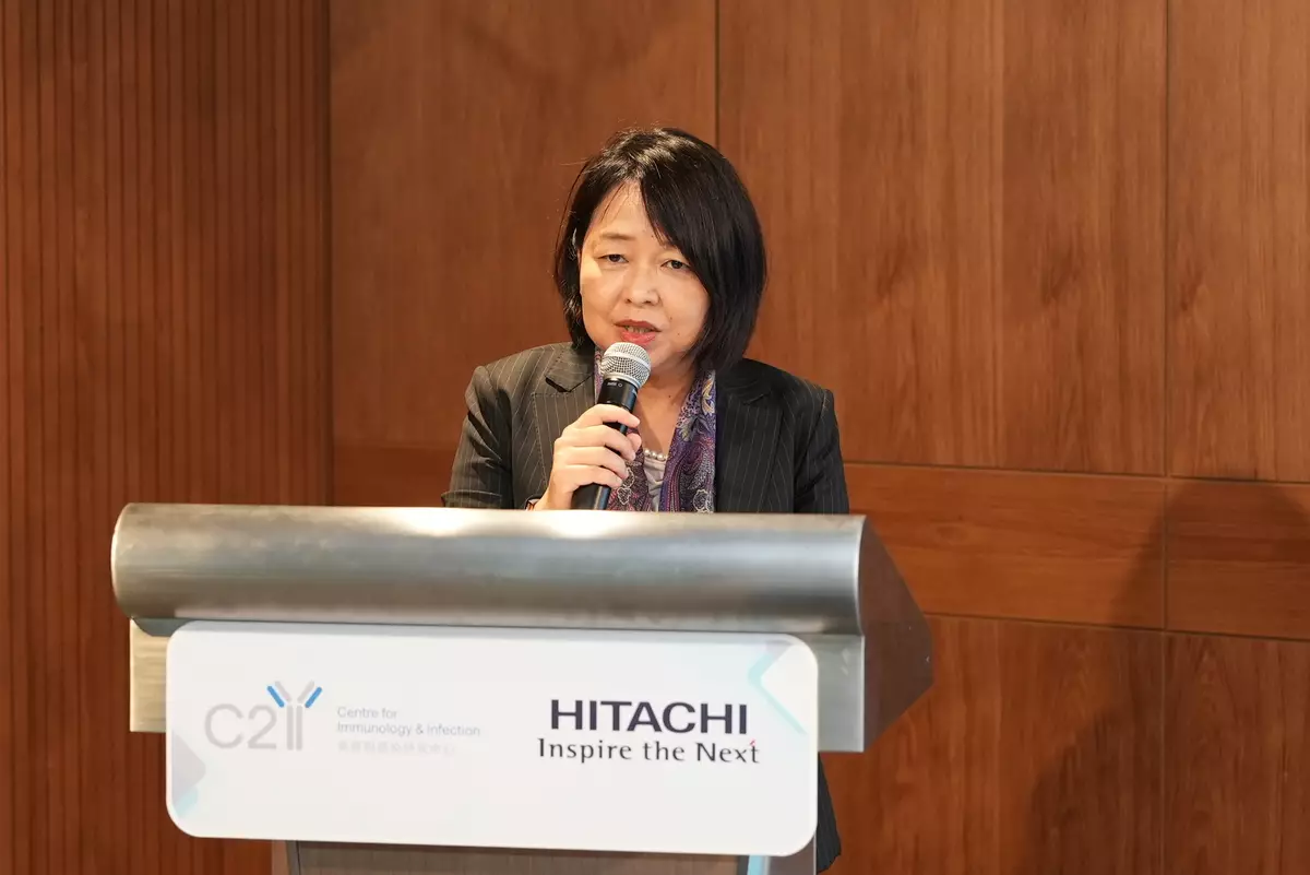 日立遠東有限公司董事總經理 Naoko Tsuzuki表示，很榮幸能與免疫與感染研究中心有限公司合作，在全球市場實現細胞治療和精準醫療的商業化。巴士的報記者攝