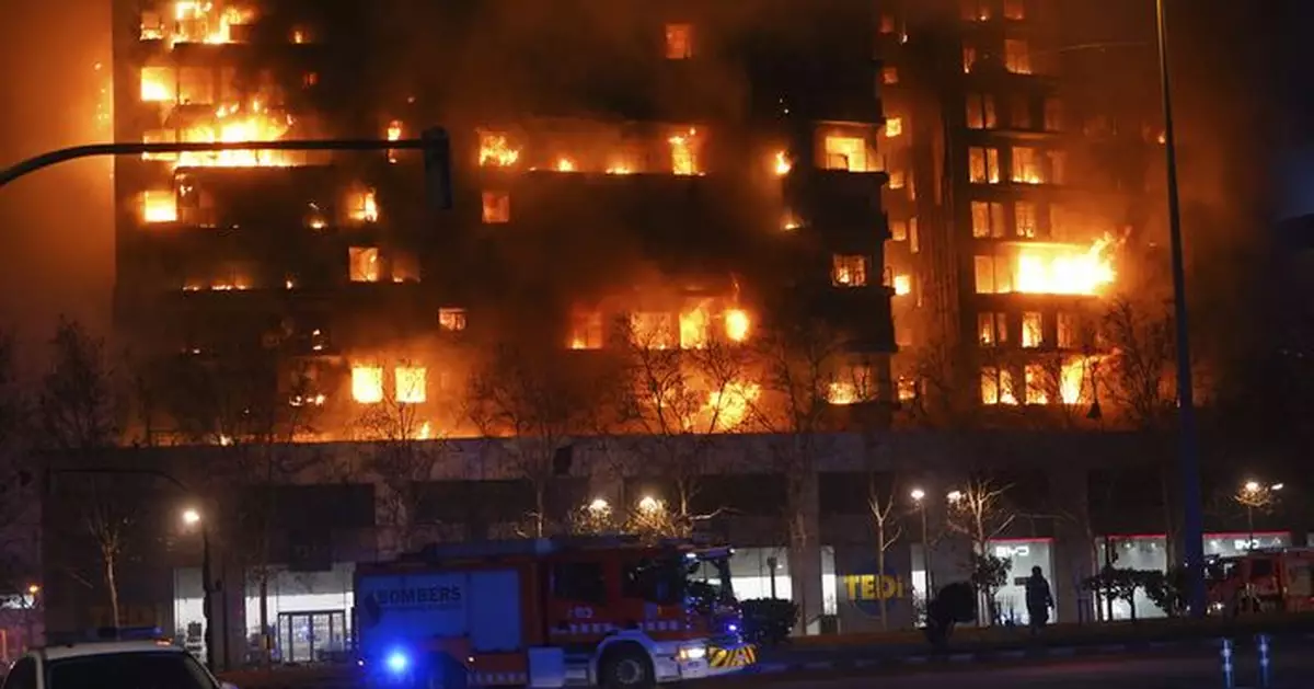西班牙瓦倫西亞住宅大樓起火 至少4死14人傷