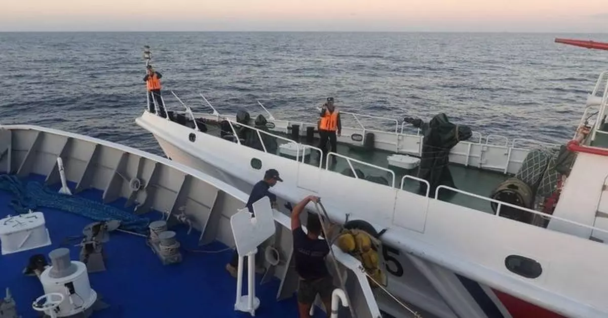 中國海警斥菲方船隻仁愛礁海域故意衝撞中方海警艇 致發生輕微碰撞