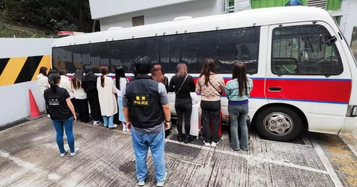 警方入境處荃灣聯手掃黃 共拘24名內地女子涉違反逗留條件