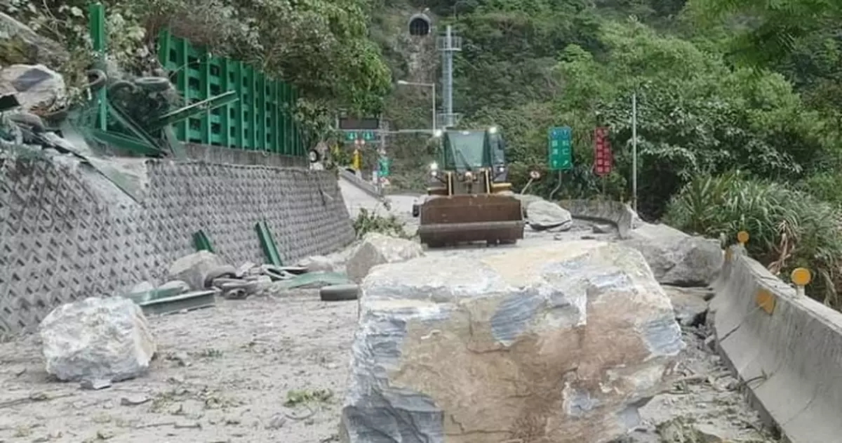 花蓮大地震 |  至今9死逾千傷96人被困 宜蘭蘇澳到花蓮秀林路段鐵路復通