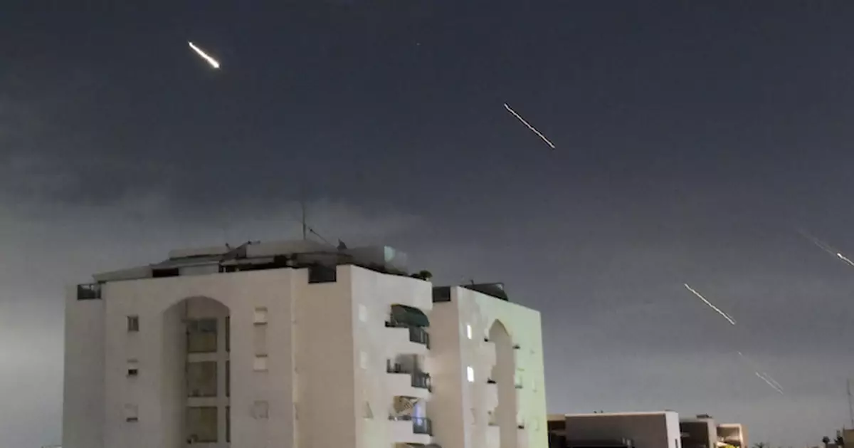 伊朗無人機導彈攻擊以色列 報復駐敘使館遇襲
