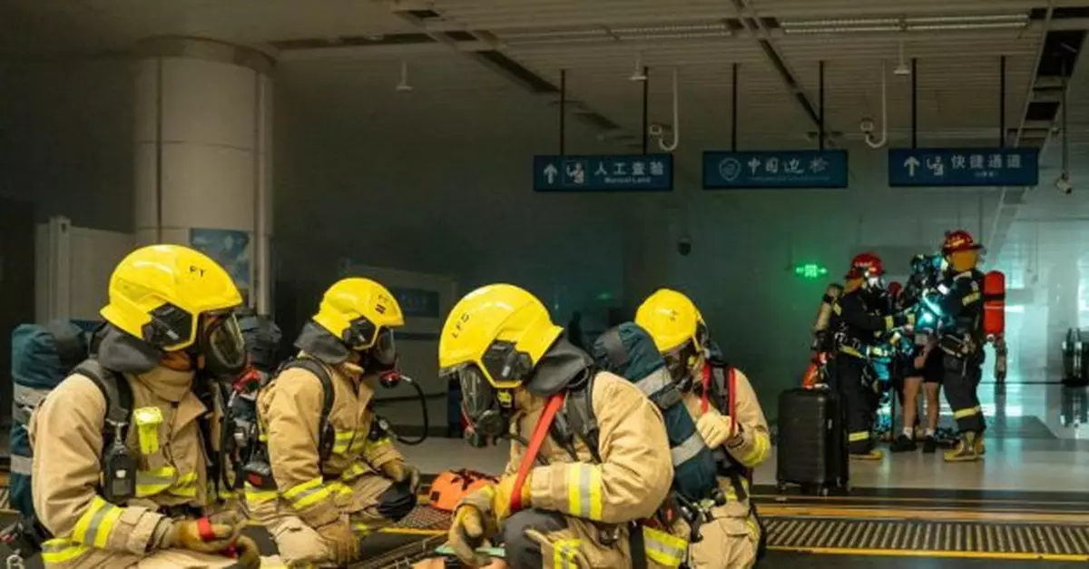 港深兩地部門於深圳灣口岸進行聯合救援演習