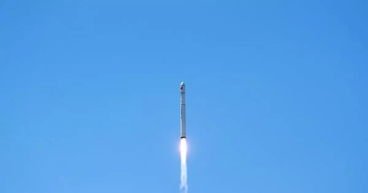 長征六號丙運載火箭成功首飛