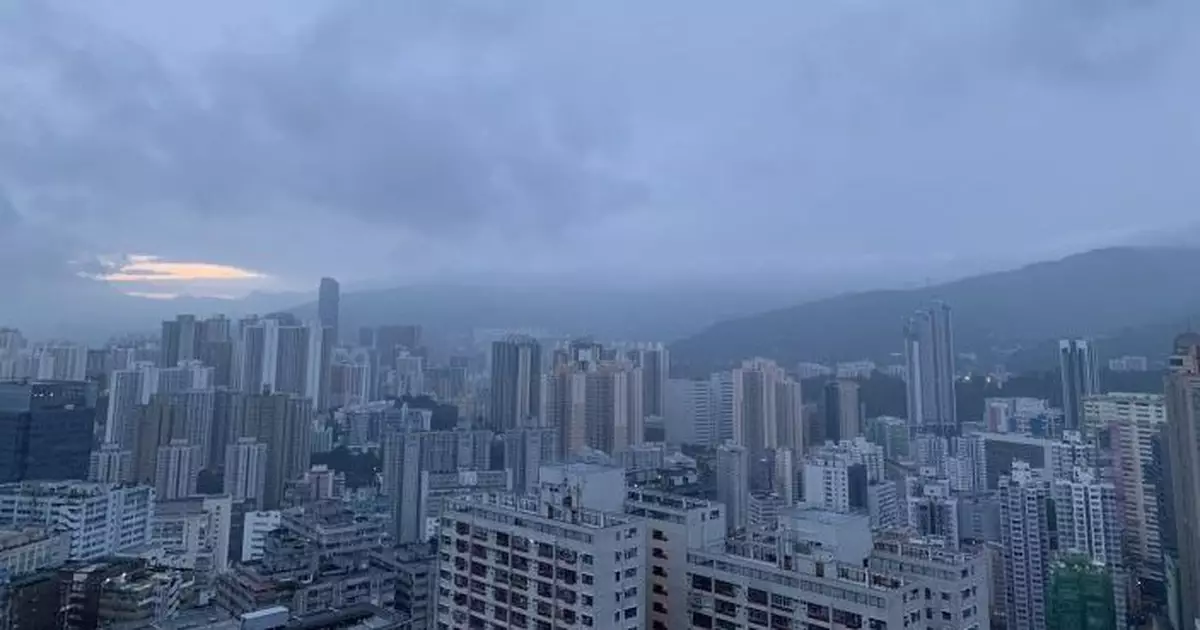 黃雨警告凌晨一度生效近2個鐘 周二多雲有驟雨雷暴最高30度