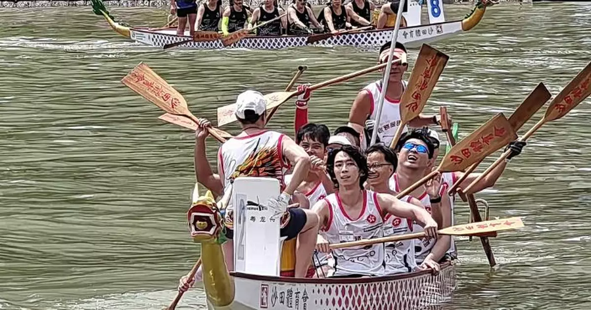 端午時晴時雨無損龍舟競渡熱情 沙田城門河觀眾讚氣氛好明年再來