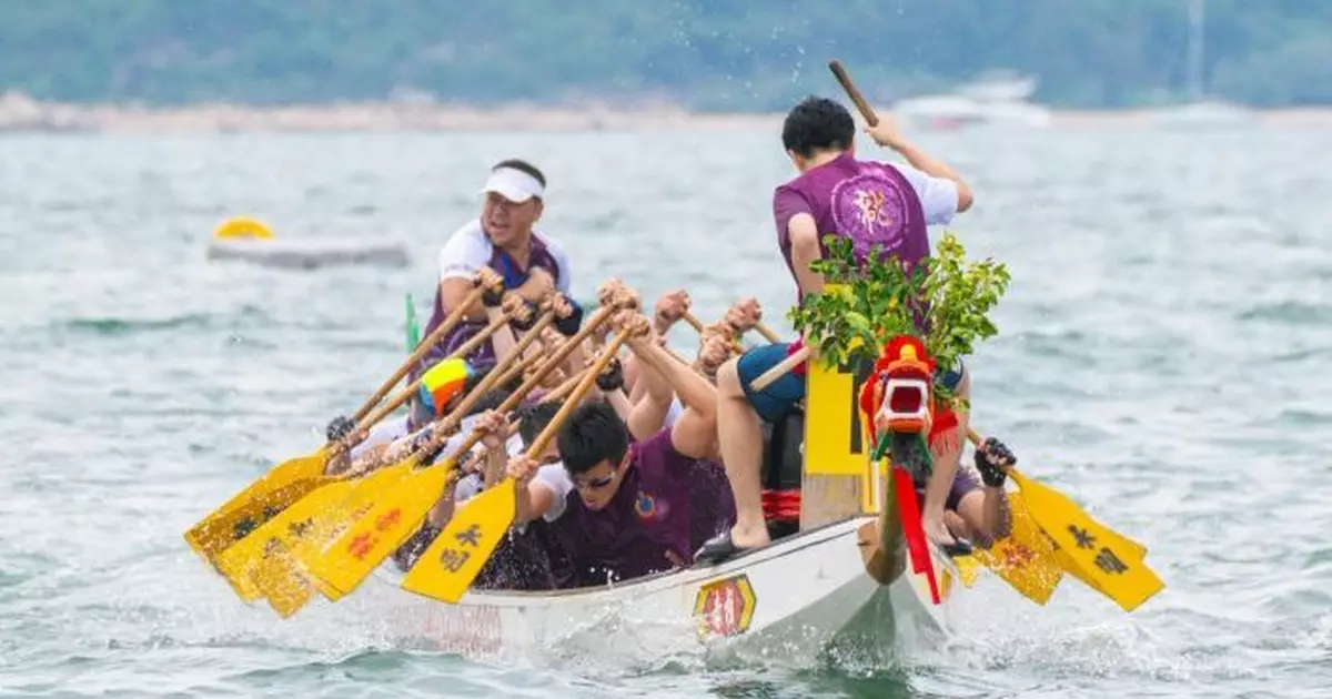 端午節多區有龍舟賽事　旅客感覺新鮮市民大讚精彩有氣氛