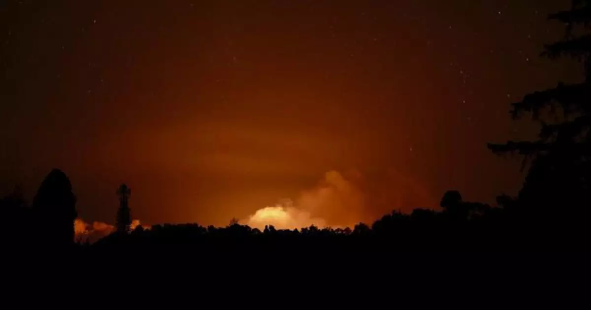 全球最活躍火山！夏威夷幾勞亞火山再噴發  同位置時隔半世紀首噴岩漿