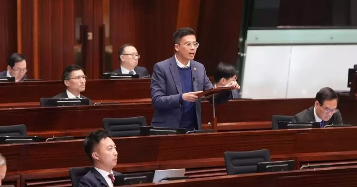 有公屋居民指加租加重負擔　梁文廣：租金檢討機制有優化空間