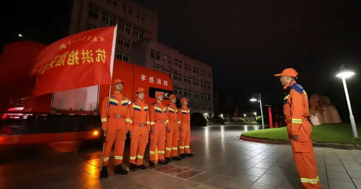 國家消防救援局派員增援湖南華容縣 開展排澇除險作業