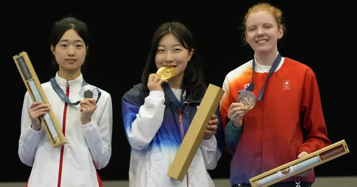 巴黎奧運｜國家隊黃雨婷女子10米氣步槍摘銀