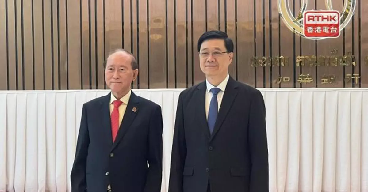 特首出訪東盟｜李家超晤柬埔寨企業管理　稱很重視與東盟經貿往來