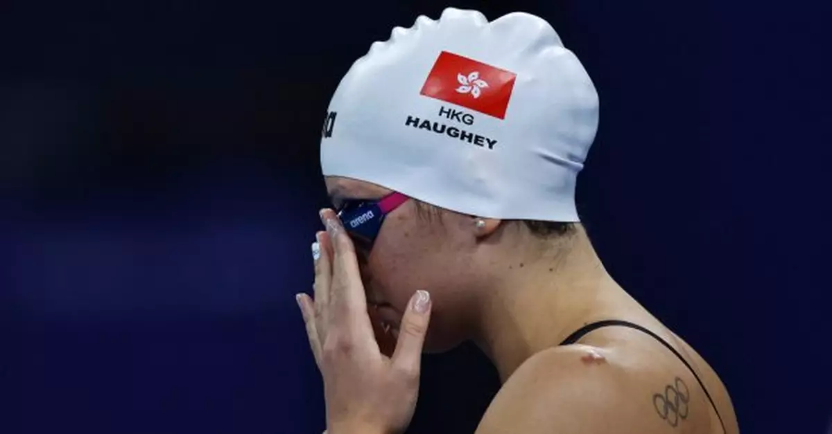 巴黎奧運直擊｜何詩蓓女子100米自由泳總成績首名晉級決賽