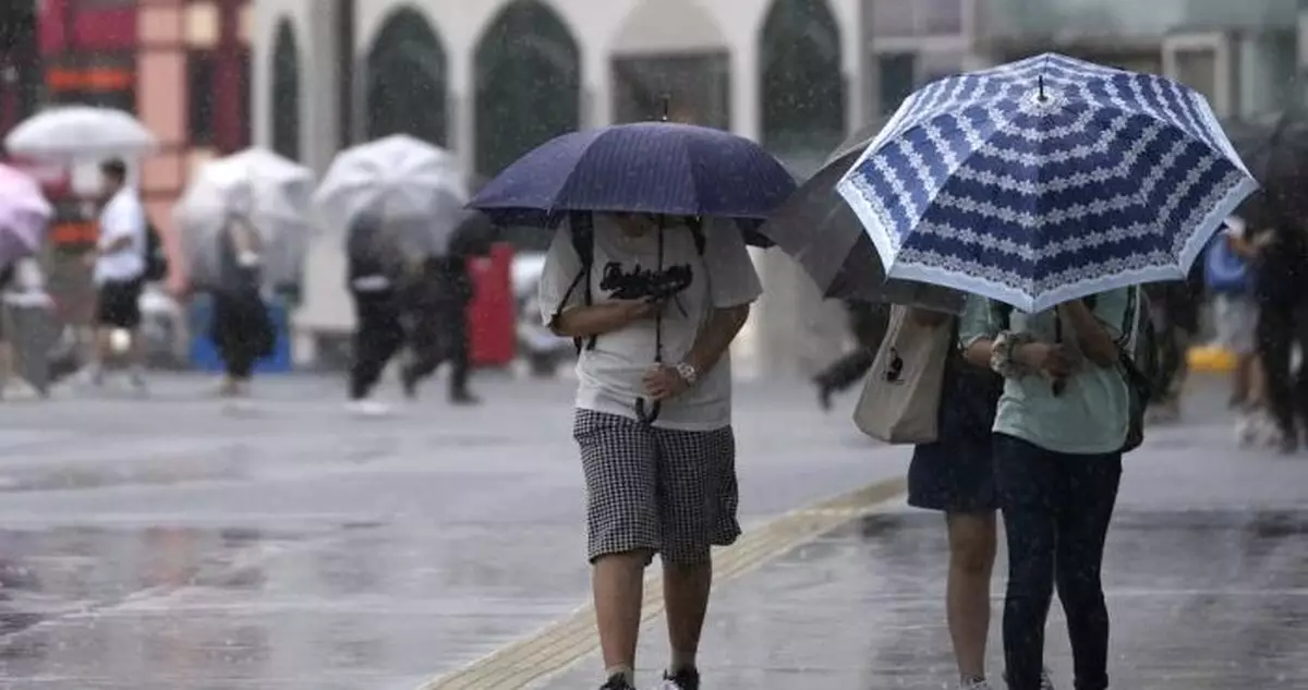 花逾千元買防水運動鞋卻不防水 更換後仍入水向消委會投訴獲退款八成