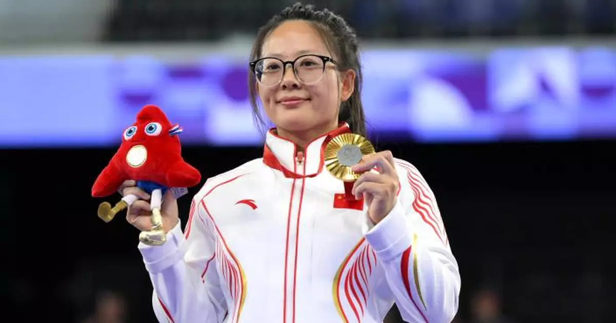 巴黎殘奧｜健力女子41公斤以下級決賽　國家隊崔哲破紀錄奪金