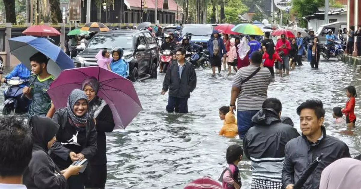 暴雨侵襲馬來西亞北部泰國南部13死