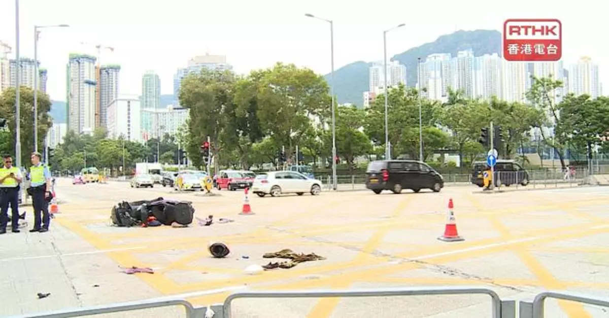 九龍灣致命意外電單車司機亡　涉事42歲私家車司機被捕
