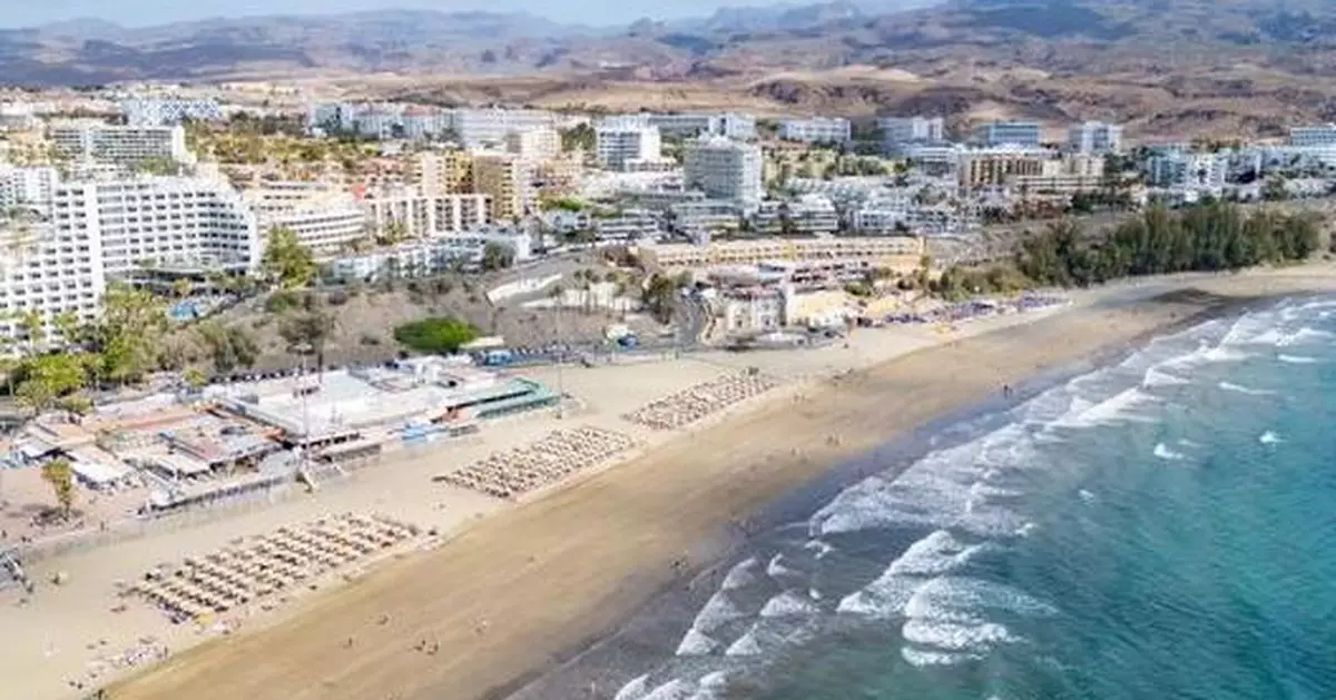 西班牙海灘曬日光浴 德6旬婦意外遭農夫車輾胸身亡 肇事司機咁辯稱