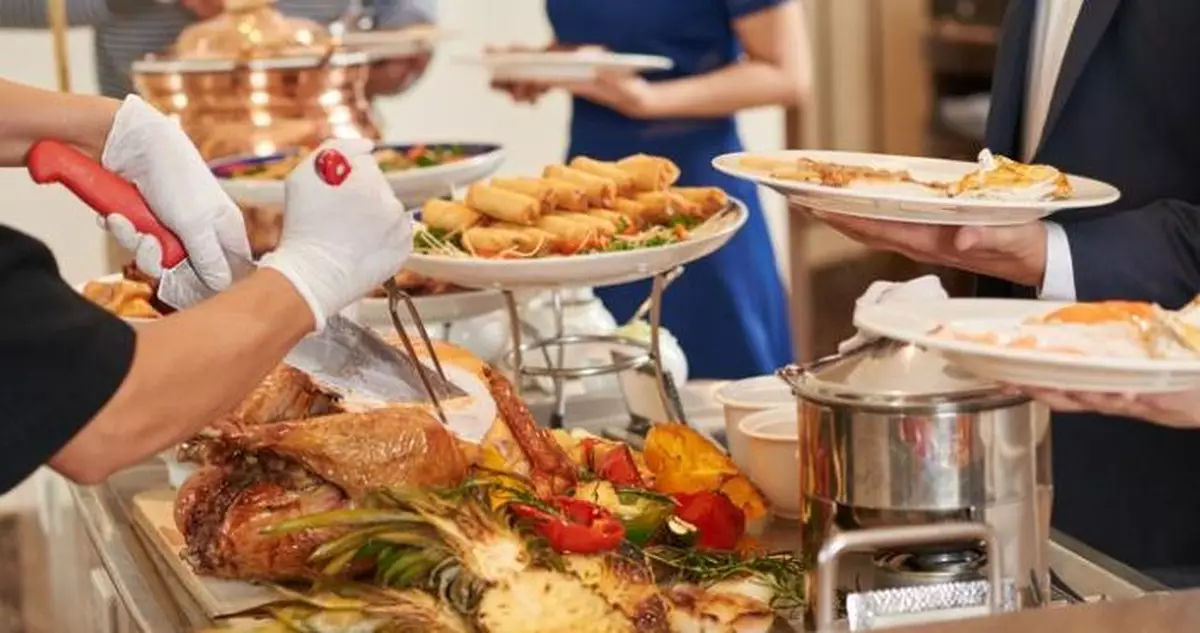 黃家和：平安夜餐飲業界生意總額料較去年少約一成