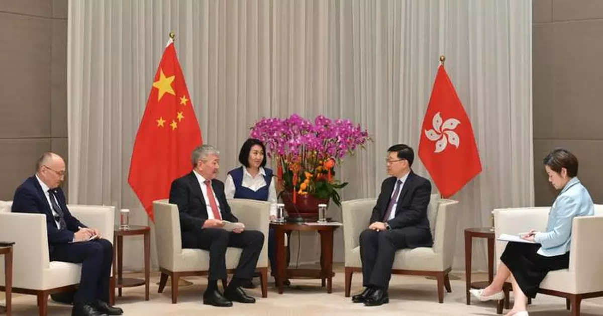 李家超晤外國官員和亞投行長 感謝任亞洲金融論壇演講嘉賓