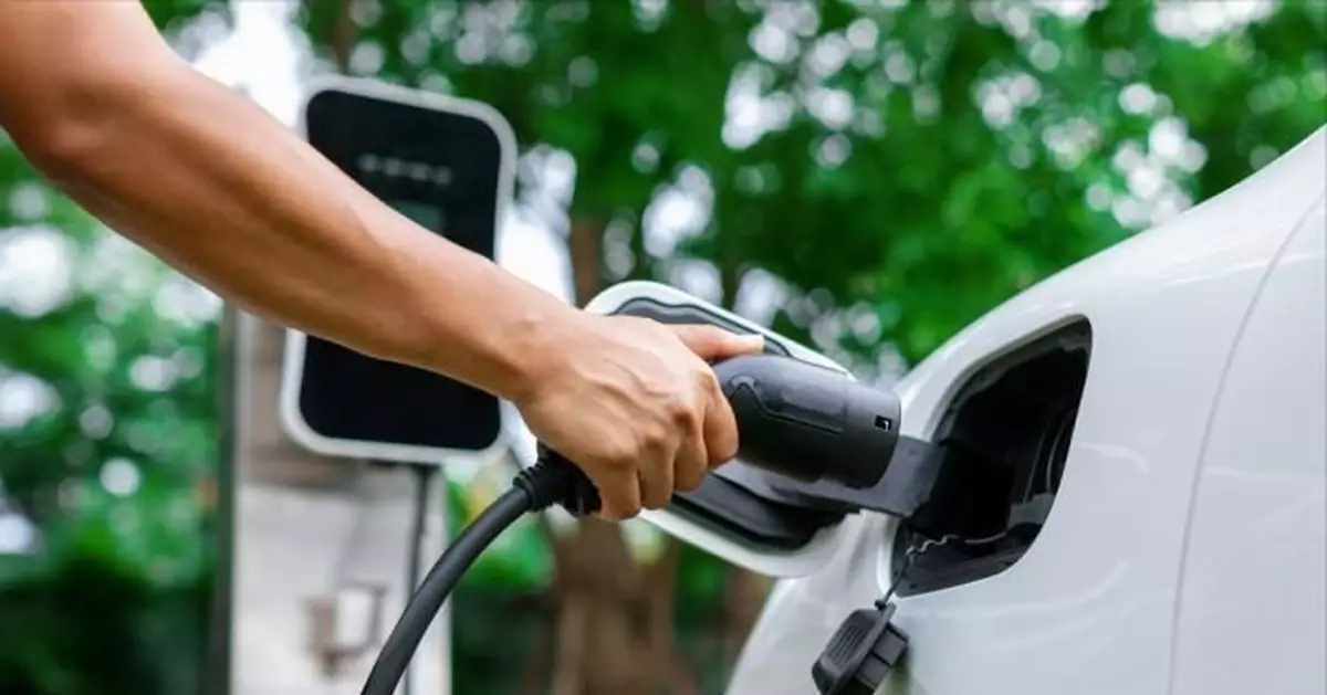 黃鳳嫺冀電動車充電場地解釋清楚收費條款 盡量統一計費方式