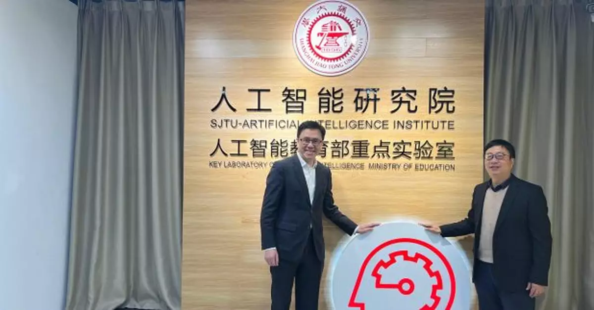 孫東繼續上海行程　考察上海交通大學