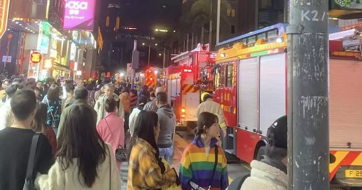 尖沙咀重慶大廈報紙檔起火 警方未接受傷報告