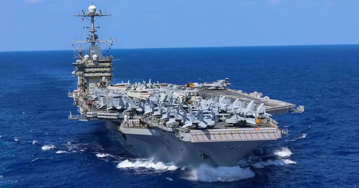 美國海軍航空母艦埃及附近海域與商船相撞 沒傷亡報告