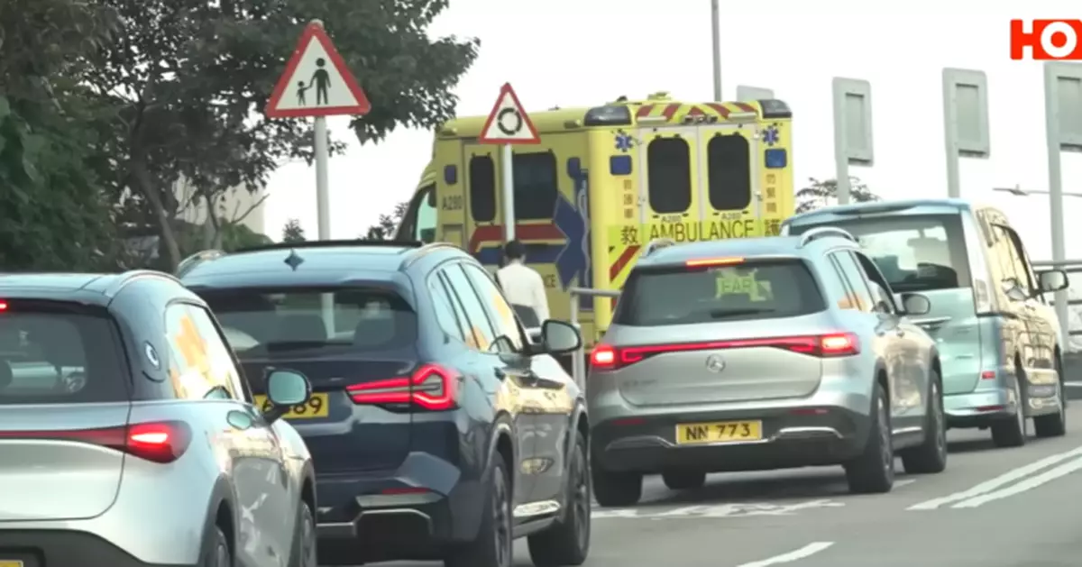 一線搜查｜寶馬山塞車情況極嚴重 道路設計無法應付車龍？問題反映10年 學生轉乘校車點執行？