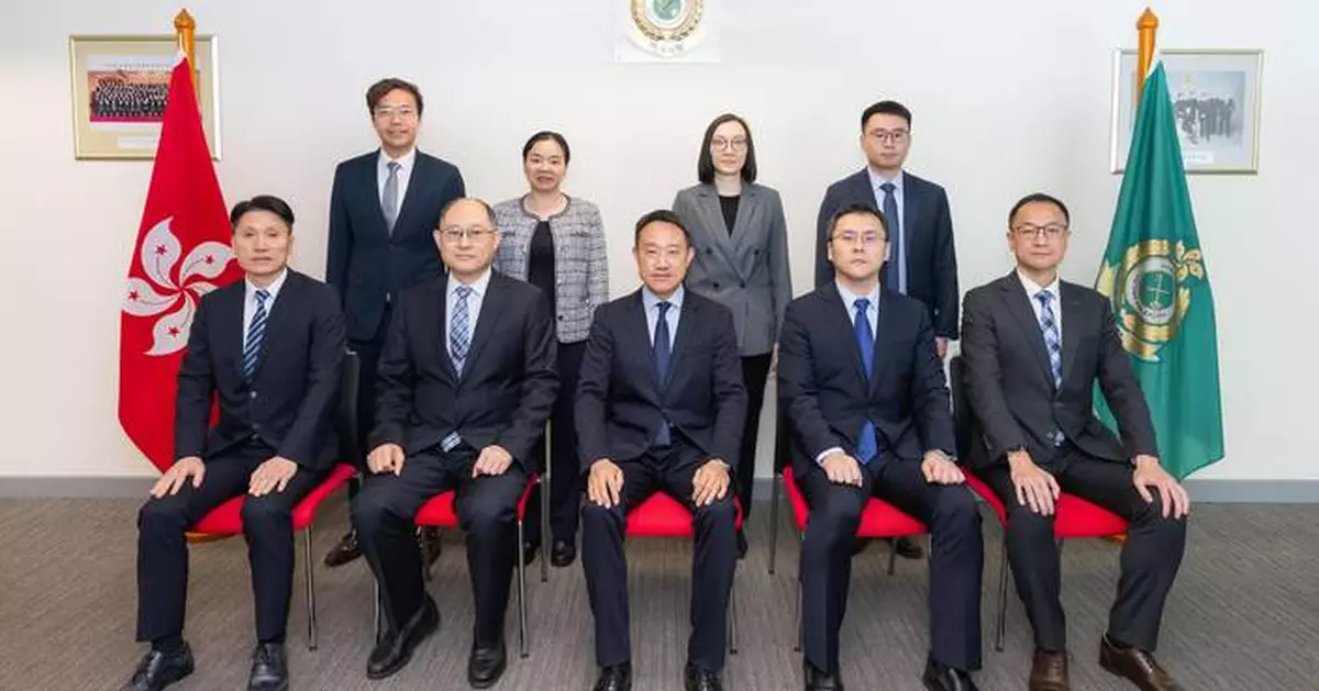 海關關長陳子達晤國家知識產權局副局長盧鵬起 討論相關部門機構交流合作