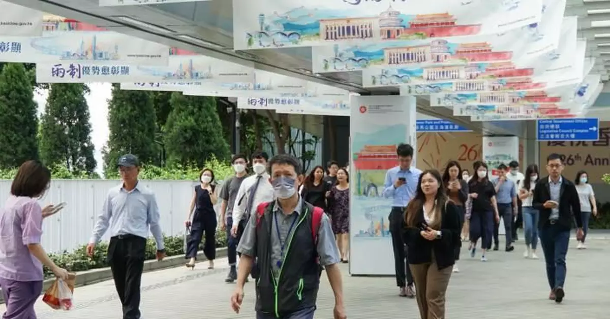 華員會蔡冠龍支持公務員凍薪 體現與民共渡時艱