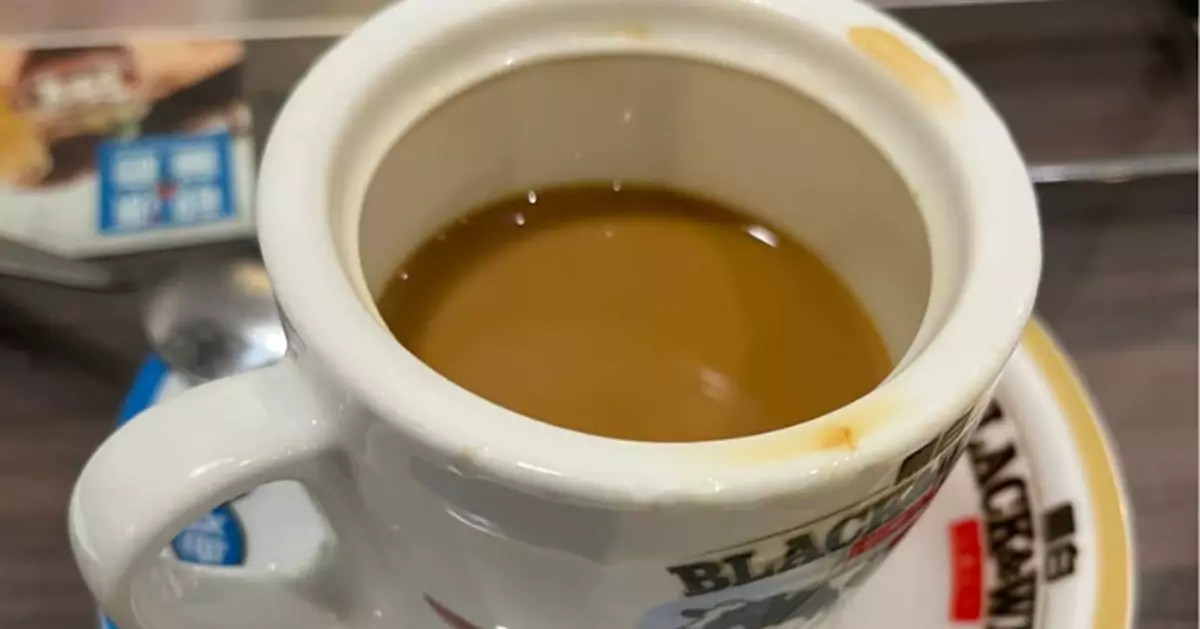 茶餐廳奶茶杯「厚身設計」疑「縮水」網民爭議應否「重質不重量」