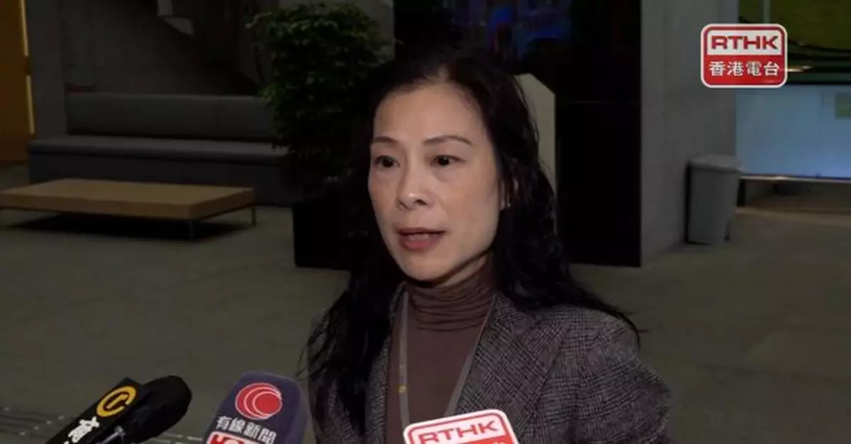 全國兩會｜李家超與港區人大代表座談　陳曼琪稱提及婦女權益