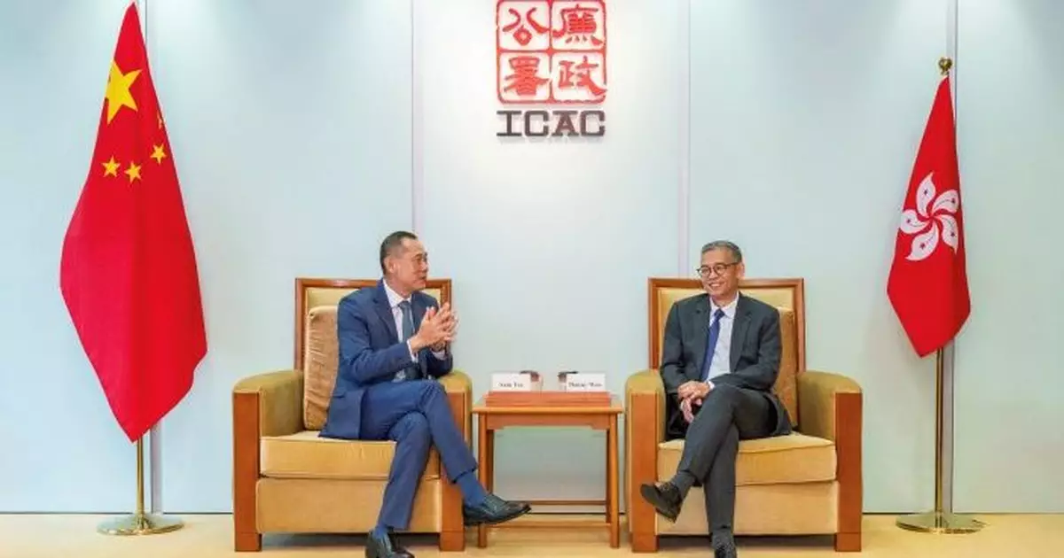 新加坡貪污調查局新任局長到訪 胡英明接待就加強合作交流意見