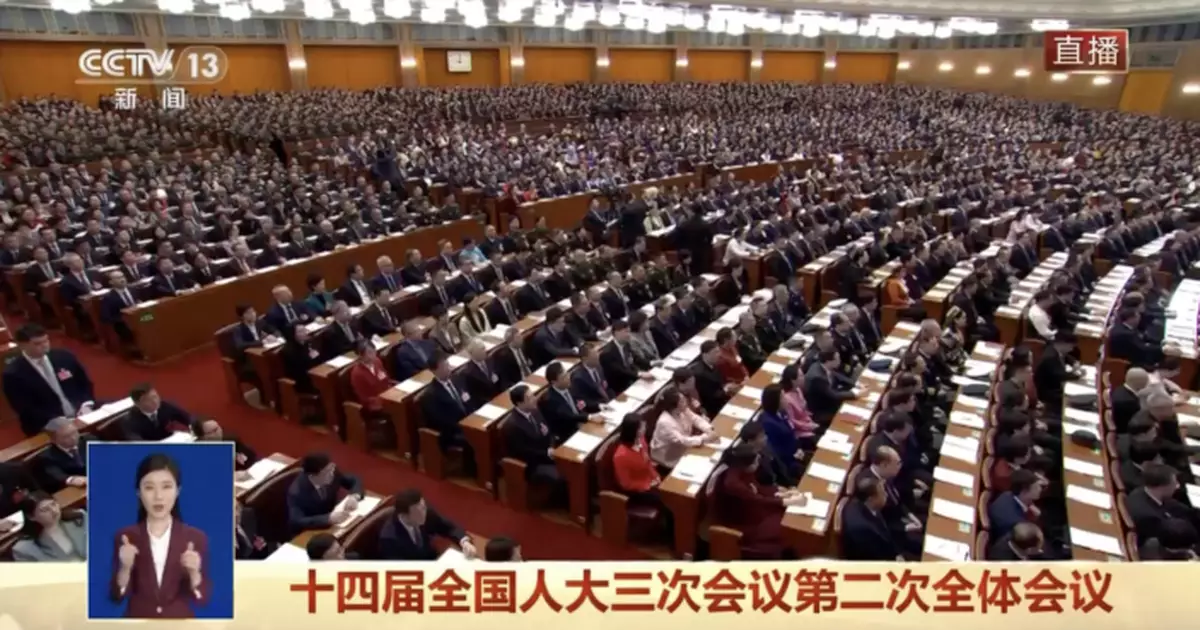 全國兩會 | 趙樂際：過去一年加強憲法在特區宣傳教育 組織五次憲法宣誓儀式