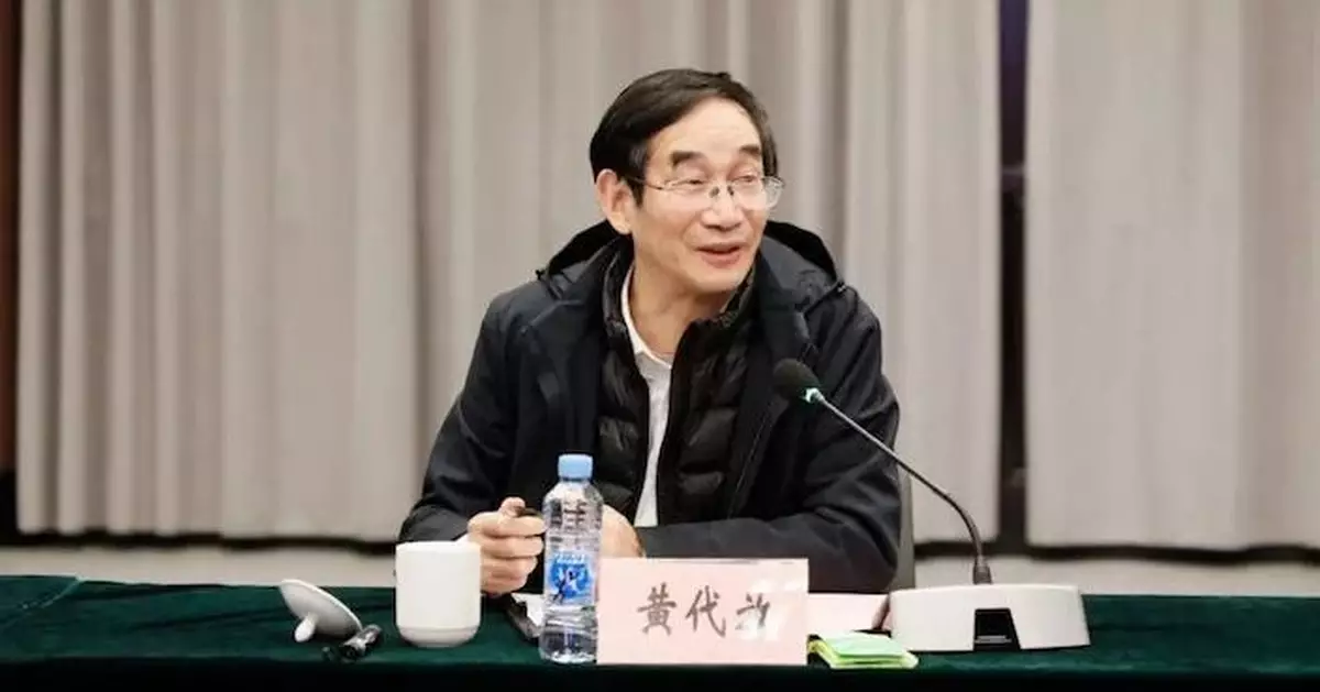 全國兩會｜泰豪集團黃代放﹕習近平晤民企代表 展現國家高度重視民營經濟