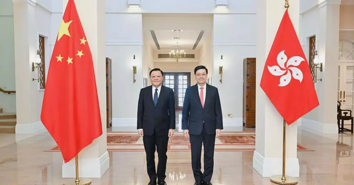 李家超晤廣東省省長王偉中 就進一步加強粵港合作推動大灣區高質量發展交流意見