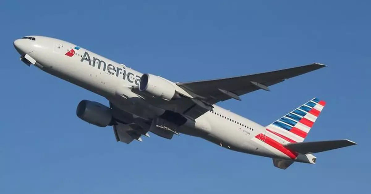 錯選過大機型無法降落！美國航空班機急改降 數百乘客被迫搭巴士